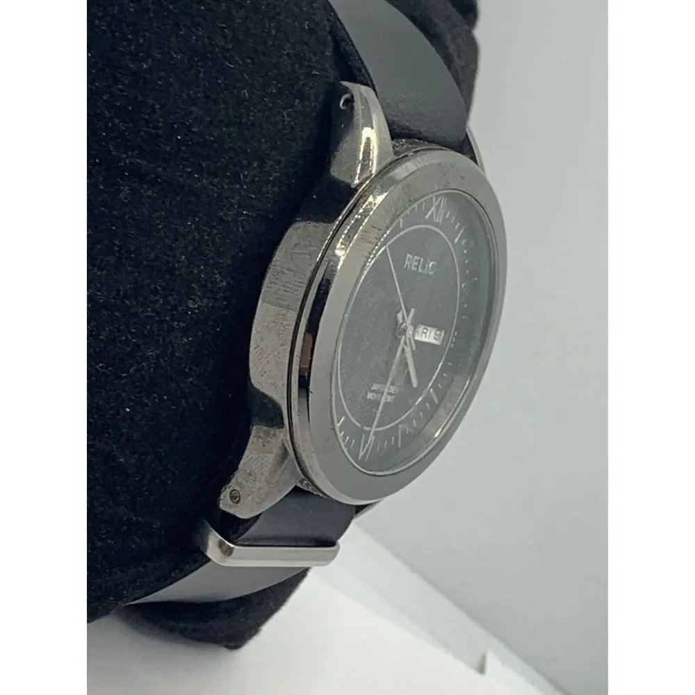 Relic ZR12053 Men's Black Leather Analog Gray Dial Quartz Genuine Watch JD364